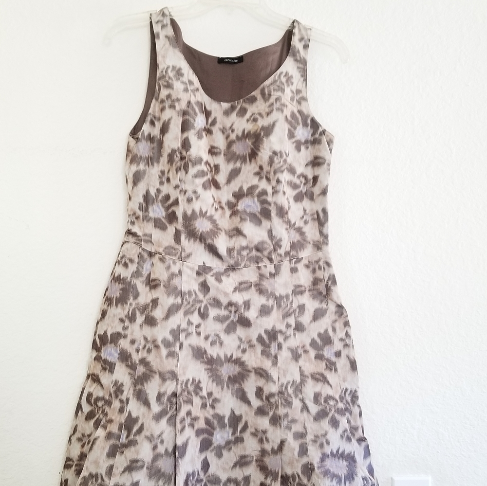 Caractere Floral Folded Bottom Sleeveless Dress Gray Size 4